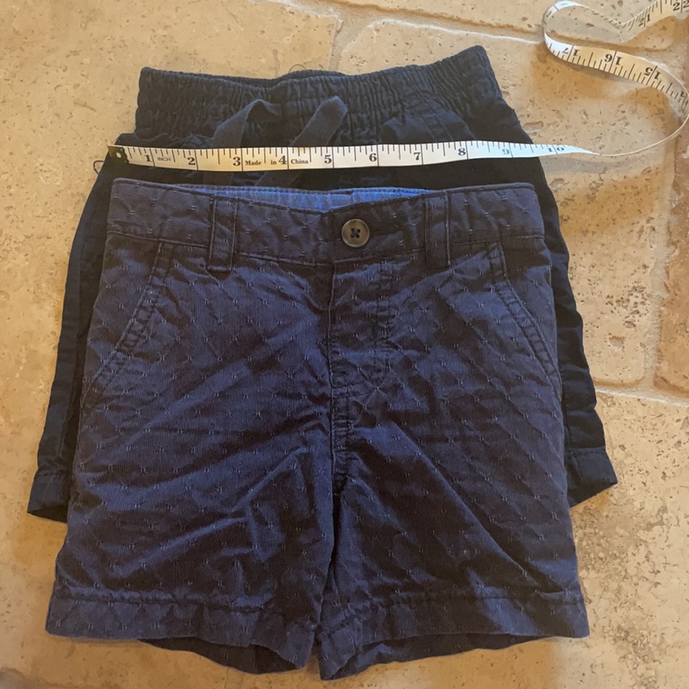 Lot of 2 shorts 18 months
